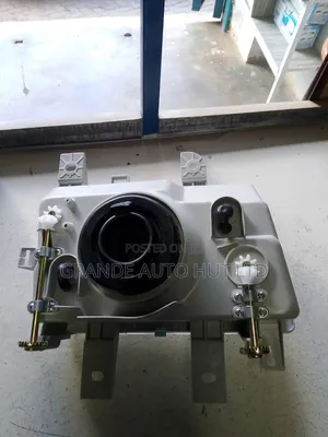 Head Lamp Left Hyundai Hd72/65