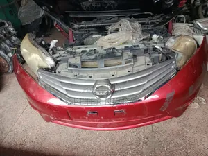 Nissan Note 2012 Nosecut