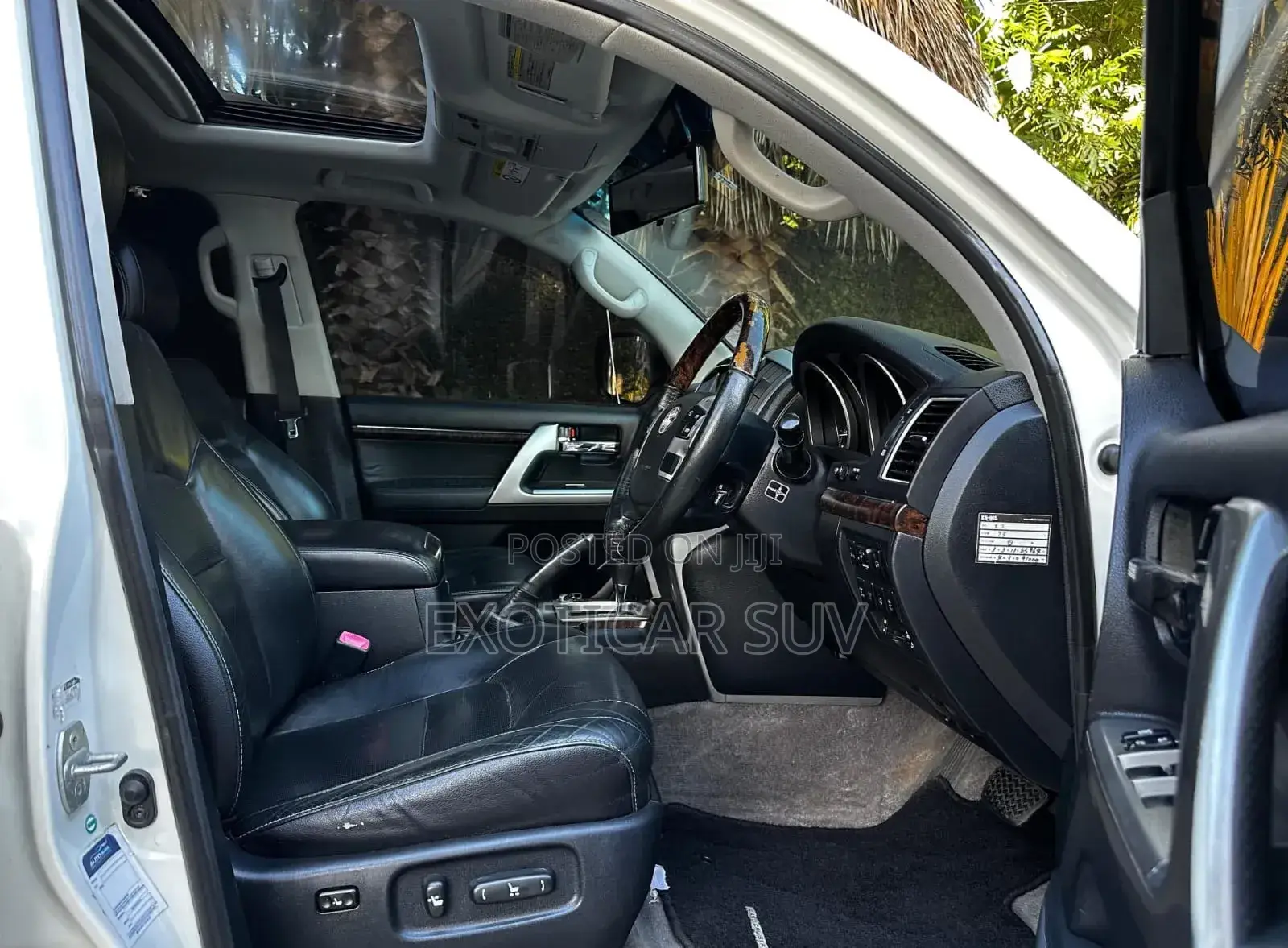 Toyota Land Cruiser 4.6 V8 GX 2015 White