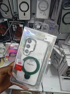 Samsung Galaxy S24 Green Circular Magnetic Stand on the Back Case