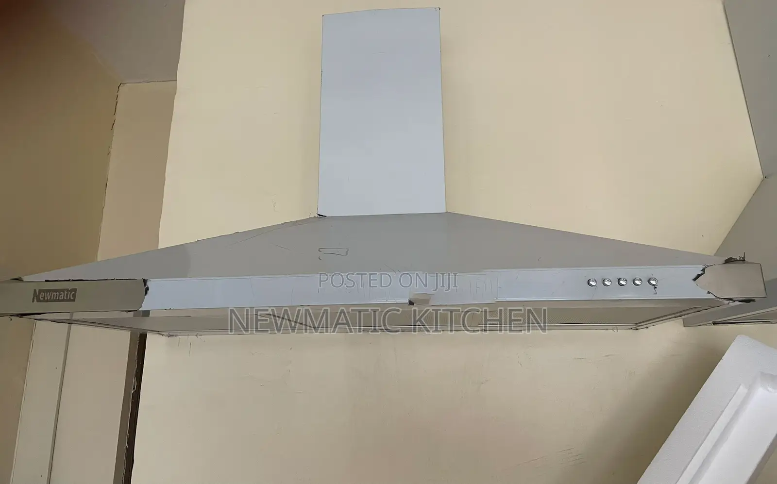 Newmatic Ht33.9 Wall Mounted Range Hood