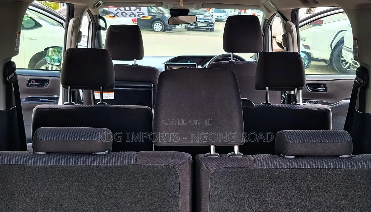 Toyota Noah 2020 Silver