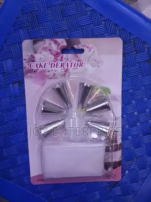 7pcs Cake Decorating Set