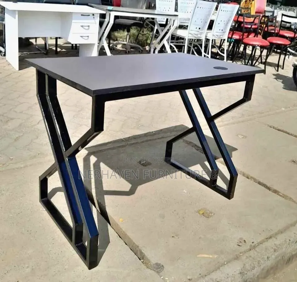 Office Metallic Desk – Heavy Duty Office Work Table