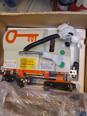New Digital Key Cutting Machine/Commercial Key Cutting Machine