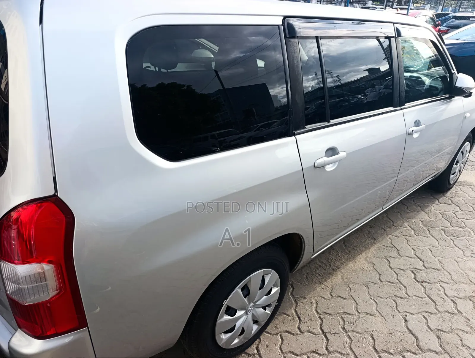Toyota Probox 1.5 F 2WD 2020 Silver