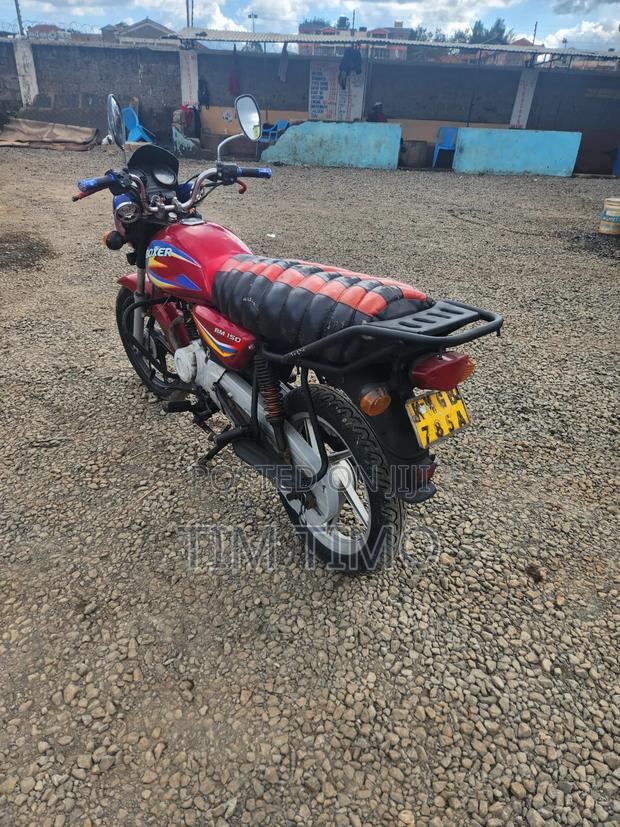 Bajaj Boxer 125 2024 Red - thumbnail 3