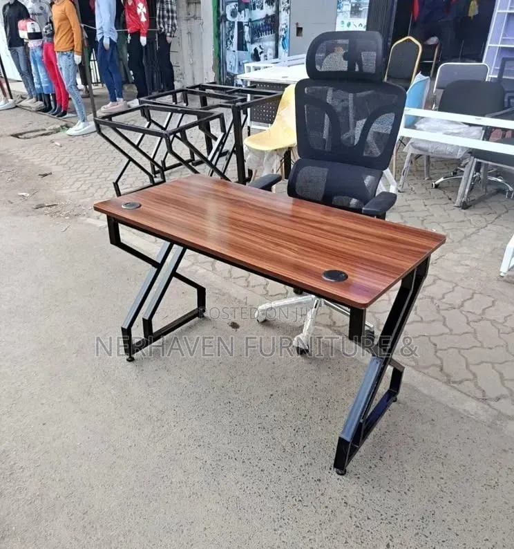 Office Metallic Desk – Modern Office Computer Desk