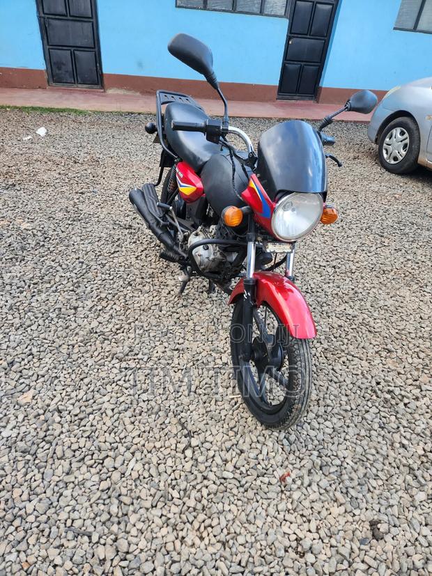 Bajaj Boxer 150 UG 2023 Red - thumbnail 4