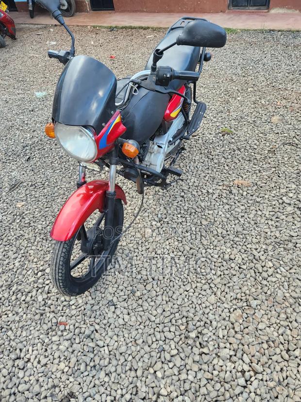 Bajaj Boxer 150 UG 2023 Red - thumbnail 5