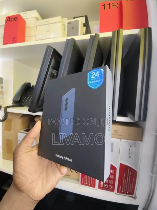 New Samsung Galaxy Fold 512 GB Blue