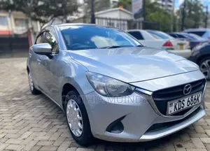 Mazda Demio 2017 Silver
