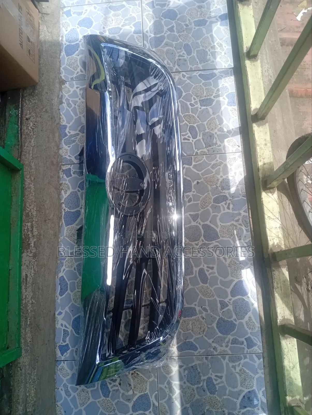 Grill Hilux Vigo 2012