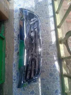 Grill Hilux Vigo 2012