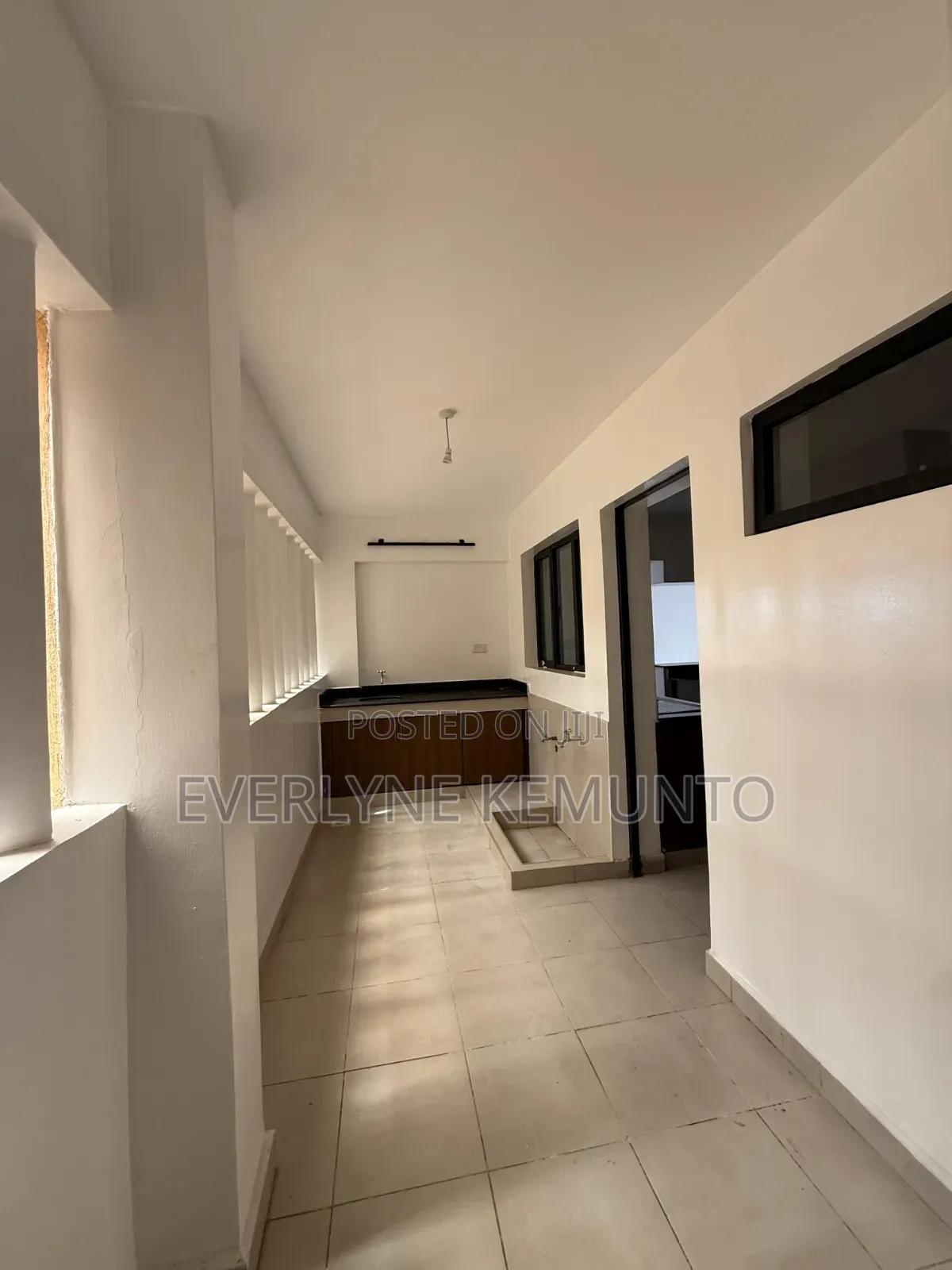 3bdrm Penthouse in Exeter Pride, State House Area for sale