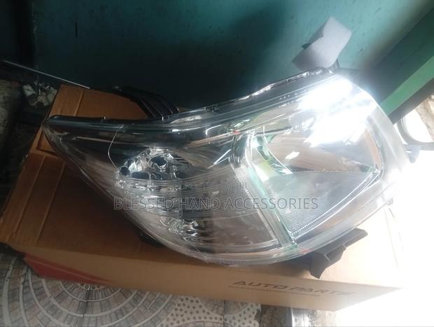 Headlight Hilux Vigo 2012