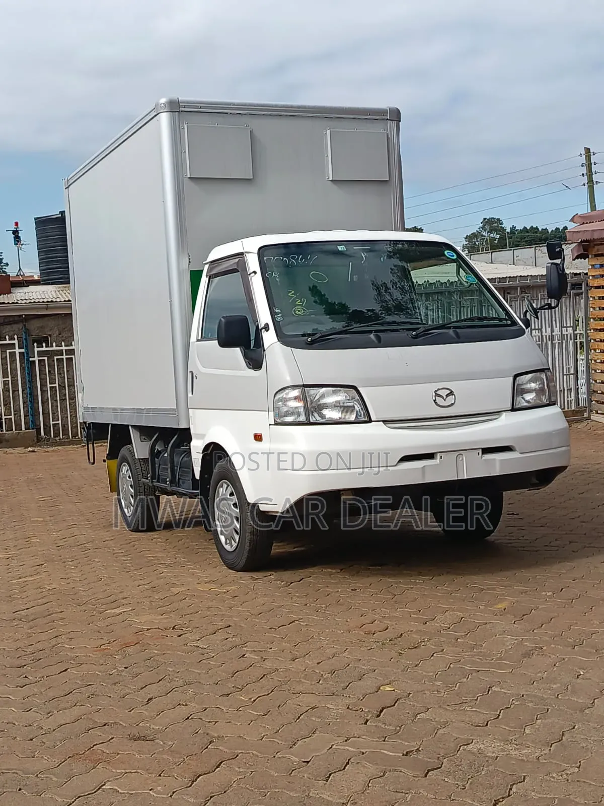 Selling MZD Bngo Truck