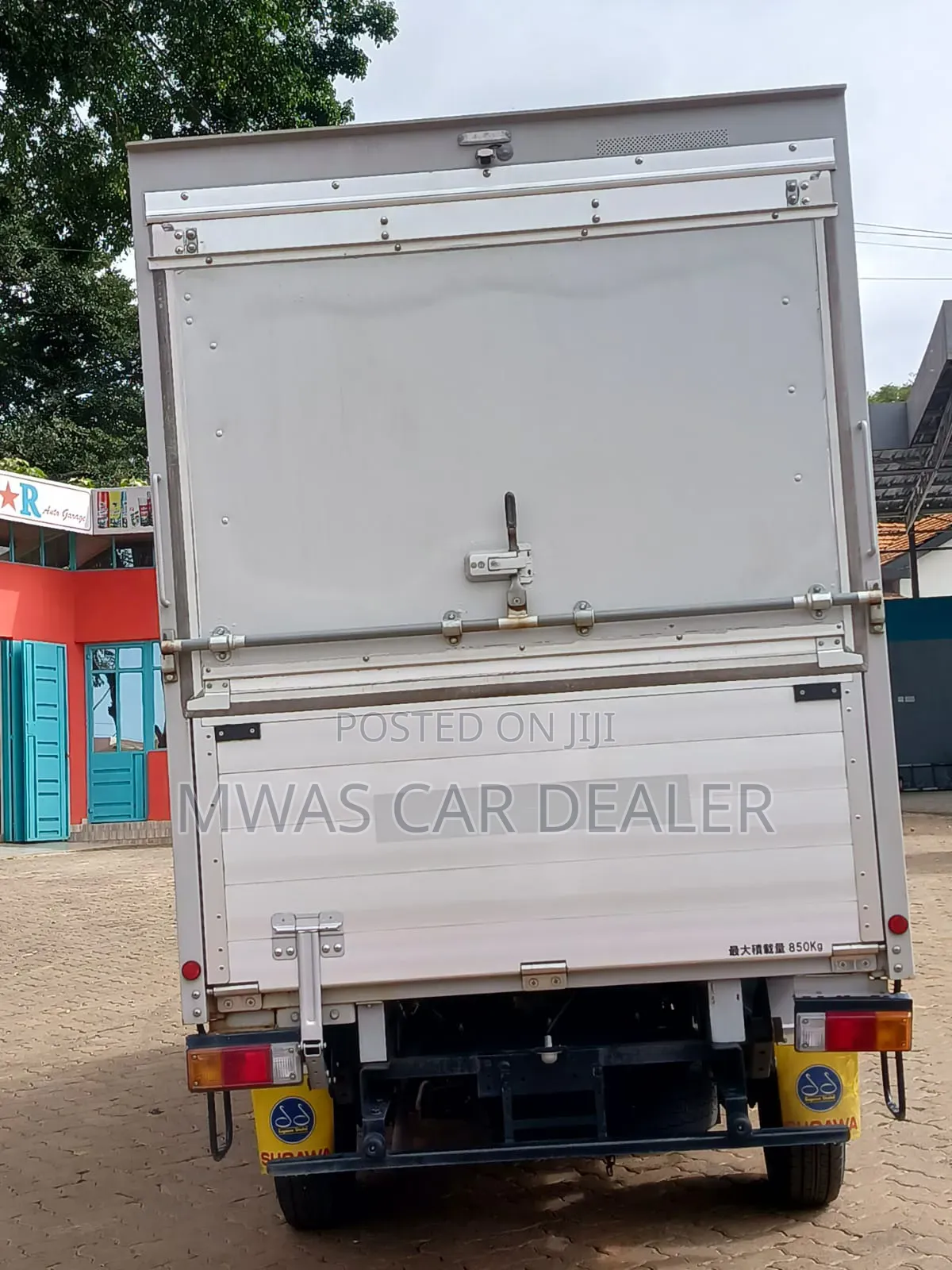 Selling MZD Bngo Truck