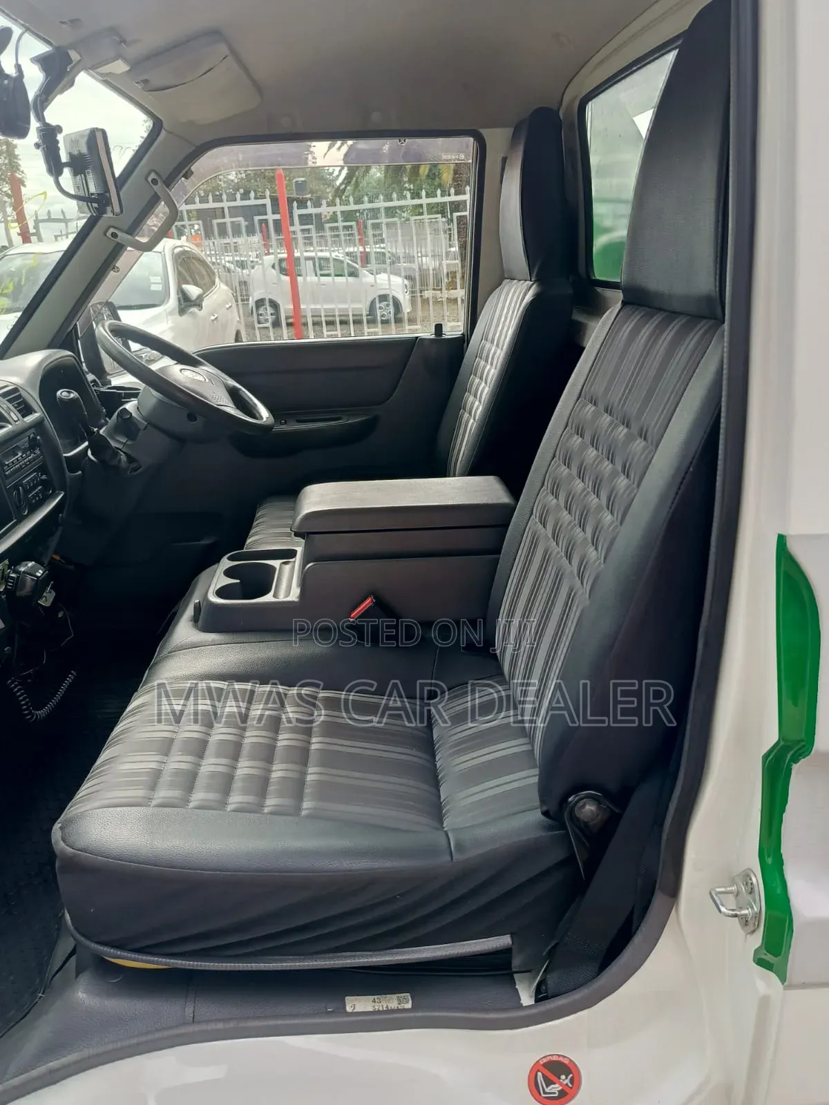 Selling MZD Bngo Truck