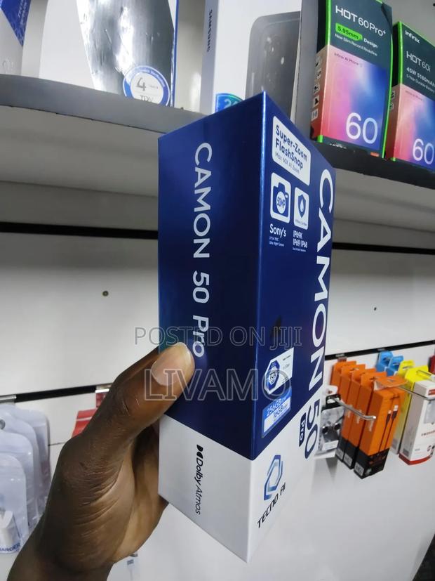 New Tecno Camon 50 Pro 256 GB Silver - main view