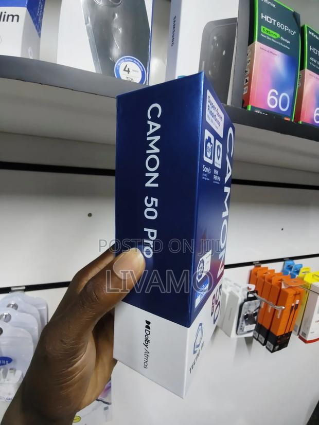 New Tecno Camon 50 Pro 256 GB Silver - thumbnail 2