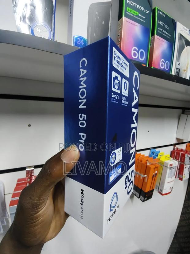 New Tecno Camon 50 Pro 256 GB Silver - thumbnail 3
