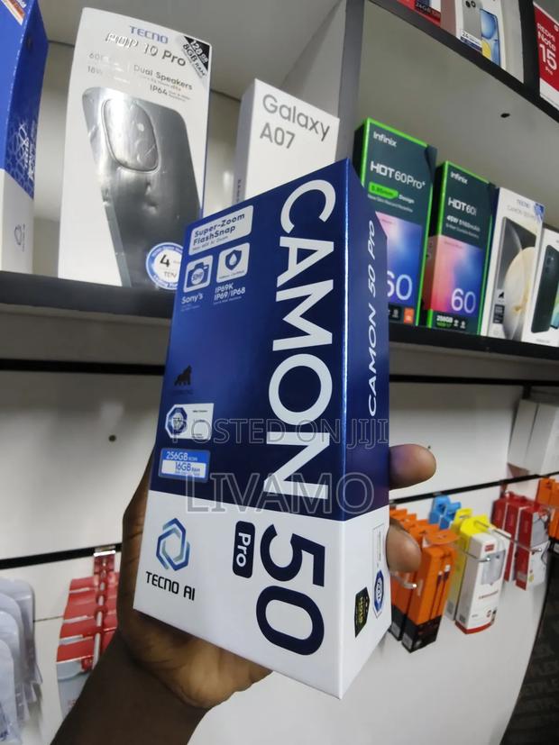 New Tecno Camon 50 Pro 256 GB Silver - thumbnail 6