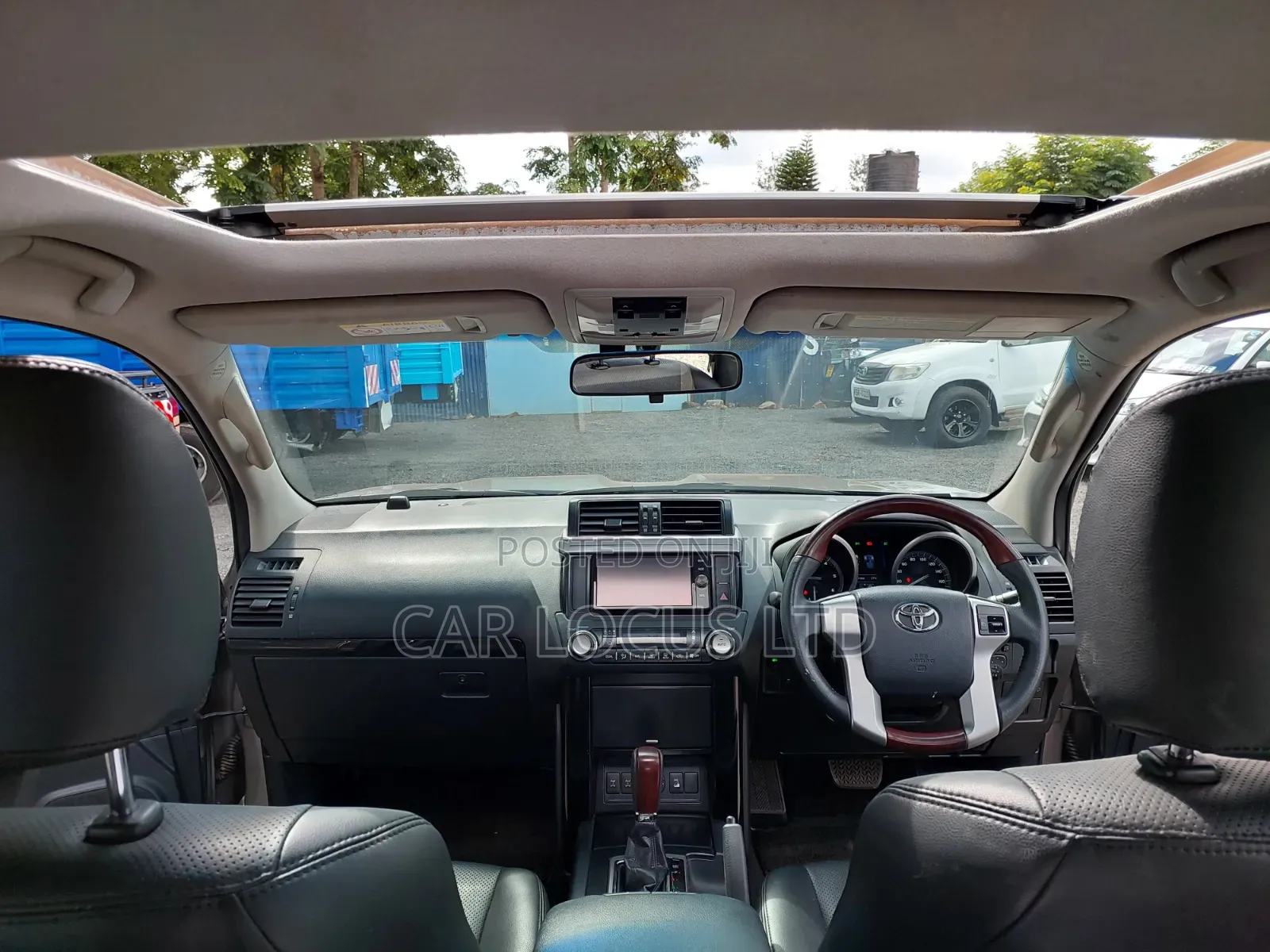 Toyota Land Cruiser Prado 2017 Gray