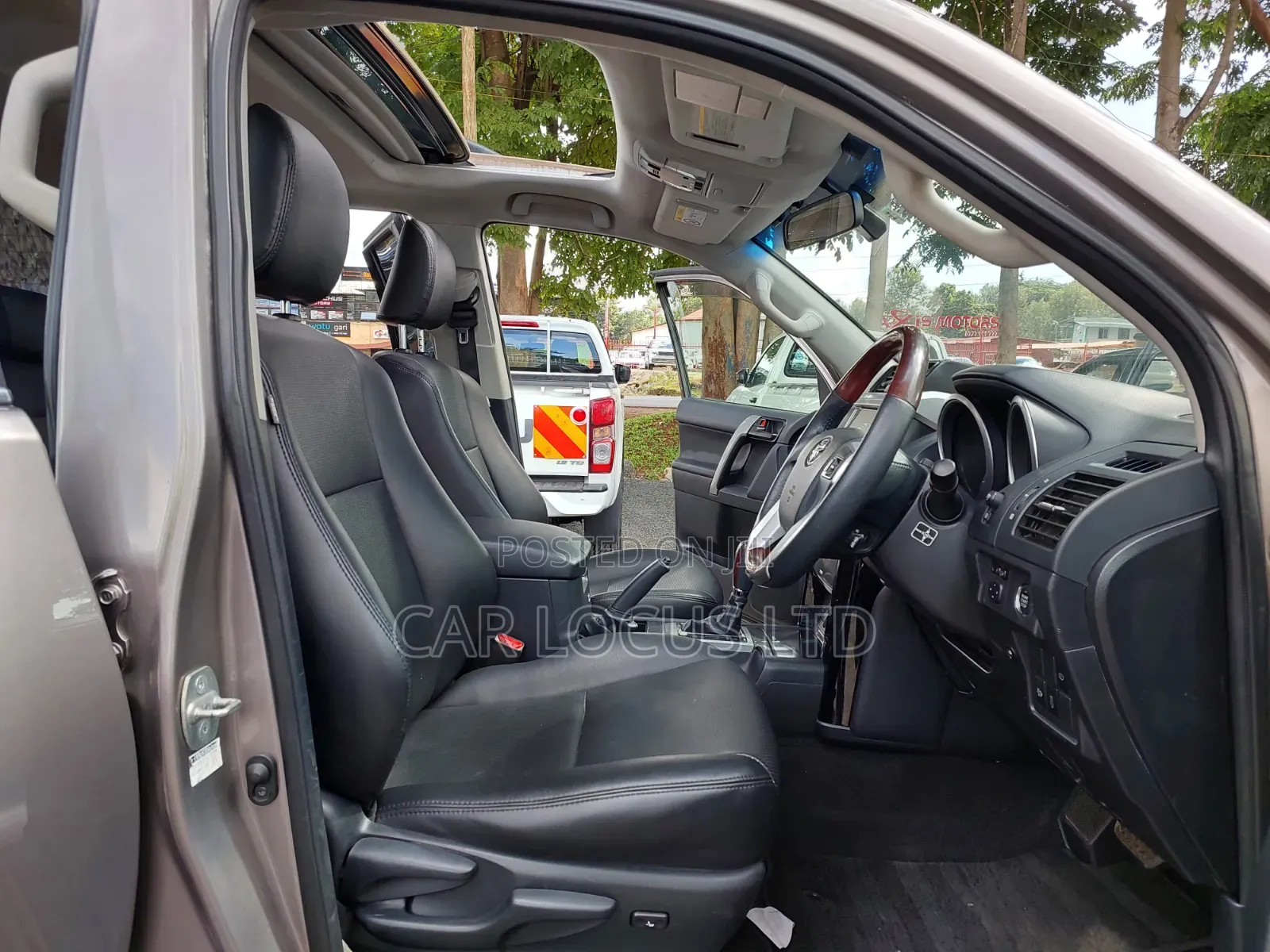 Toyota Land Cruiser Prado 2017 Gray