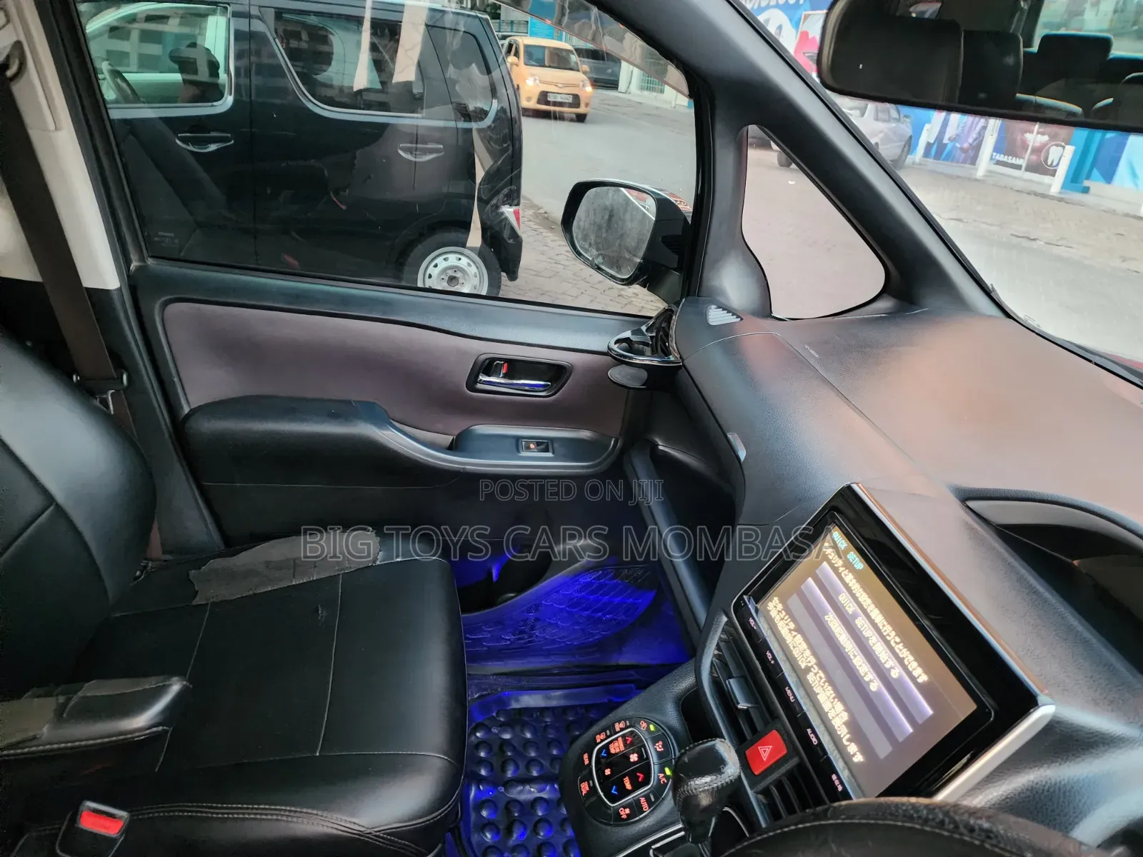 Toyota Voxy 2015 Blue