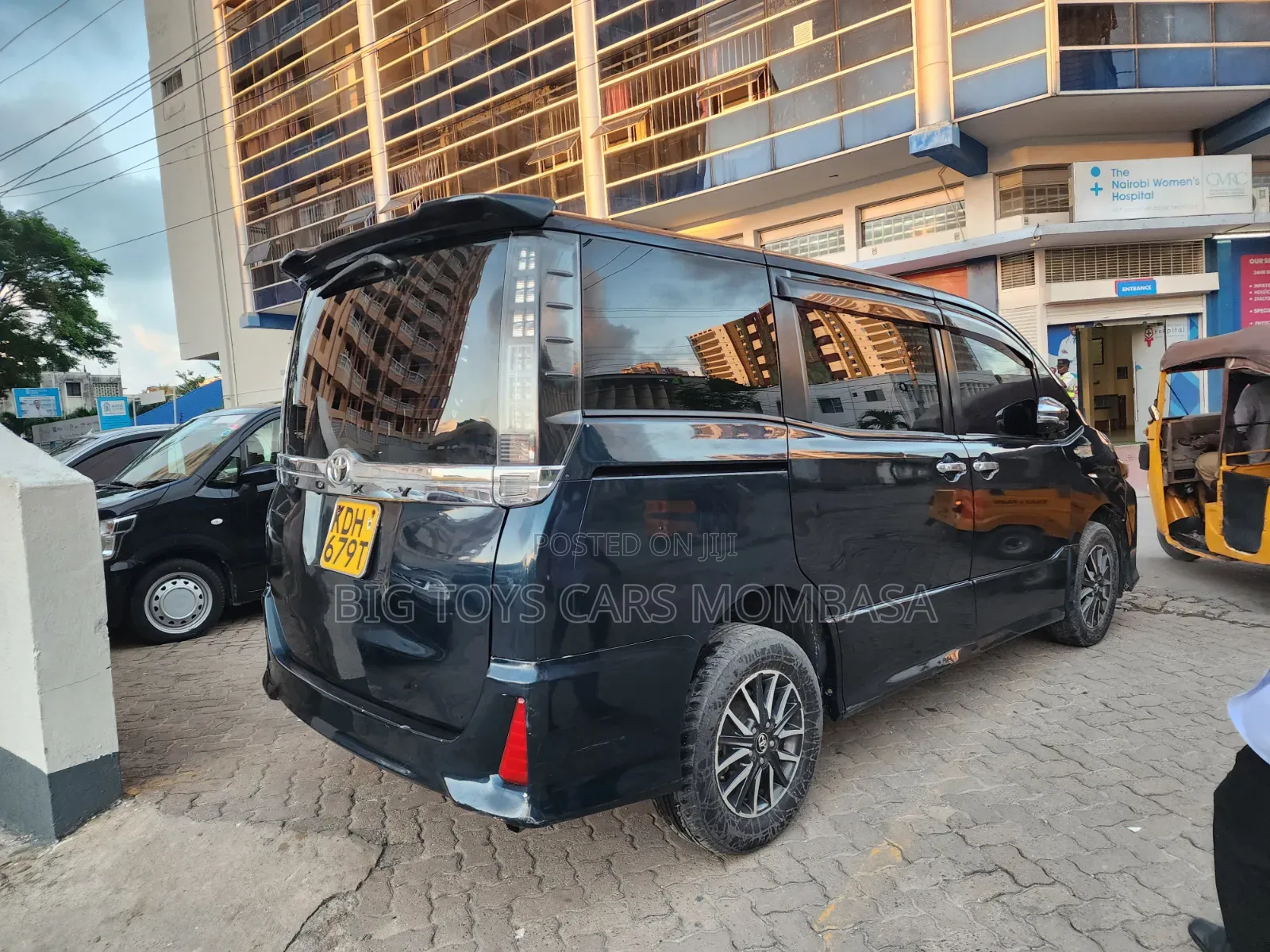 Toyota Voxy 2015 Blue