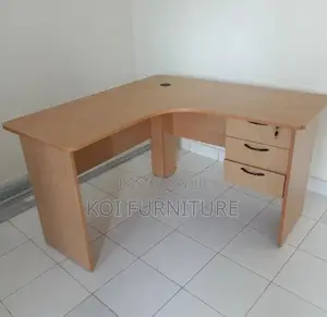 Office Desk; Curved Modern Professional Office Workspace Desk