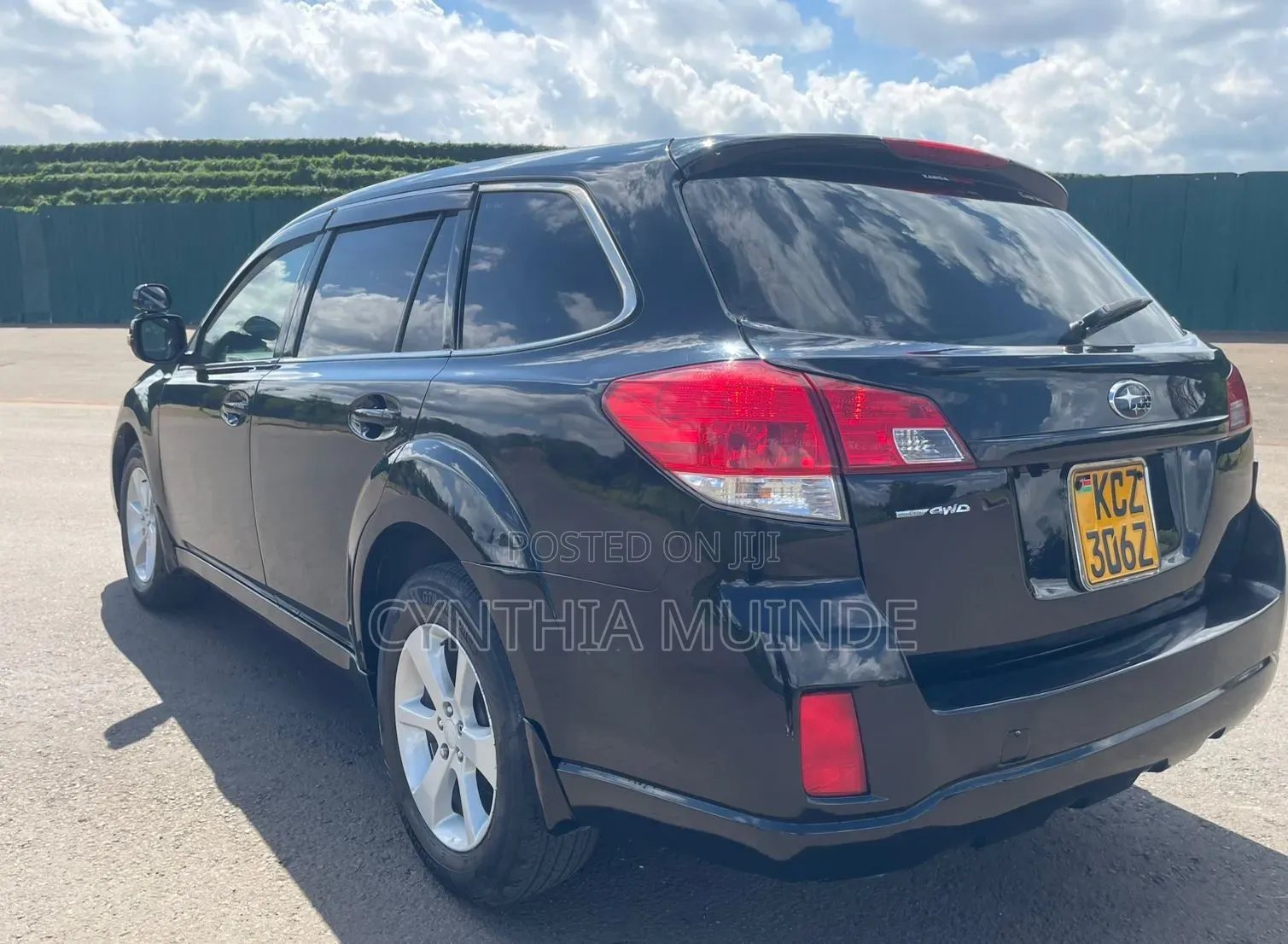 Subaru Outback 2012 Black