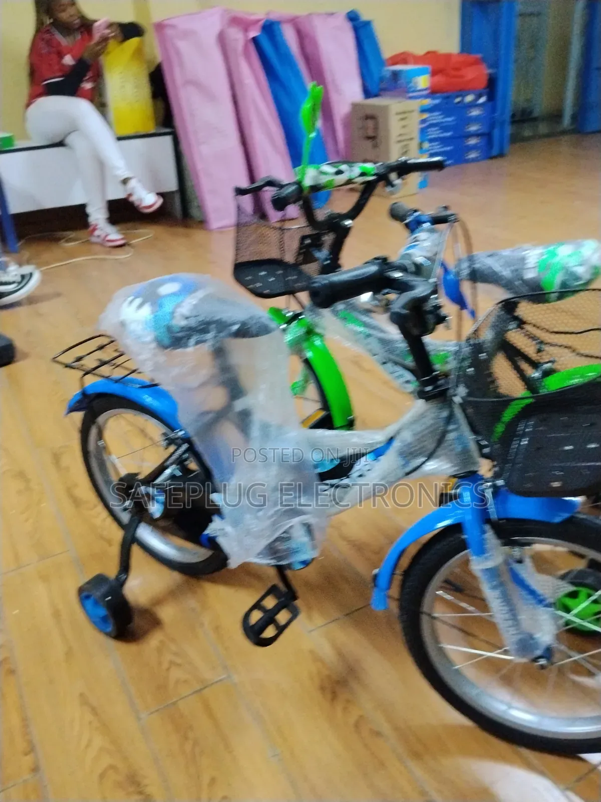 16 Inch Bike With Training Wheels – Best Gift for Young Riders