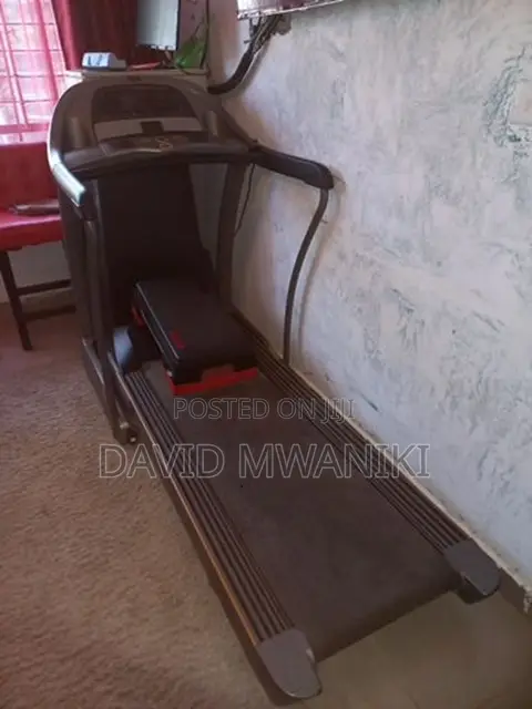 Horizon Elite Semi-Commercial Folding Treadmill