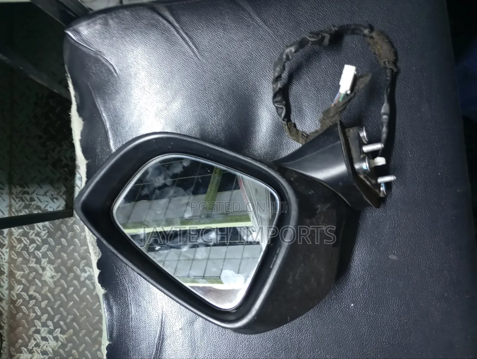 Demio New Model Sidemirror