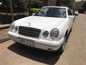 Mercedes-Benz E200 1998 White