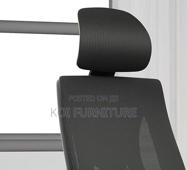 Office Chairs; Leisuremod Black Executive Office Orthopedic Chairs - thumbnail 4