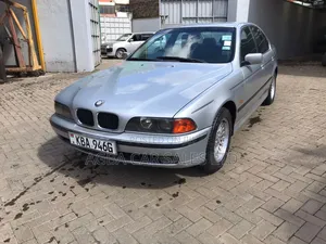 BMW 523i 1998 Blue