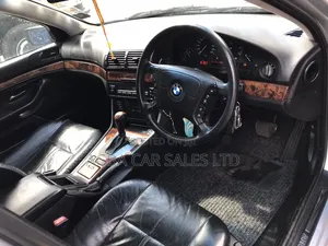 BMW 523i 1998 Blue