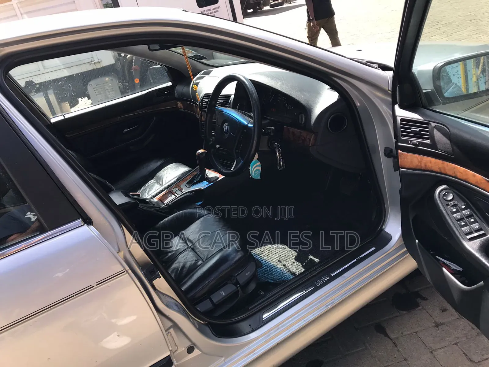 BMW 523i 1998 Blue