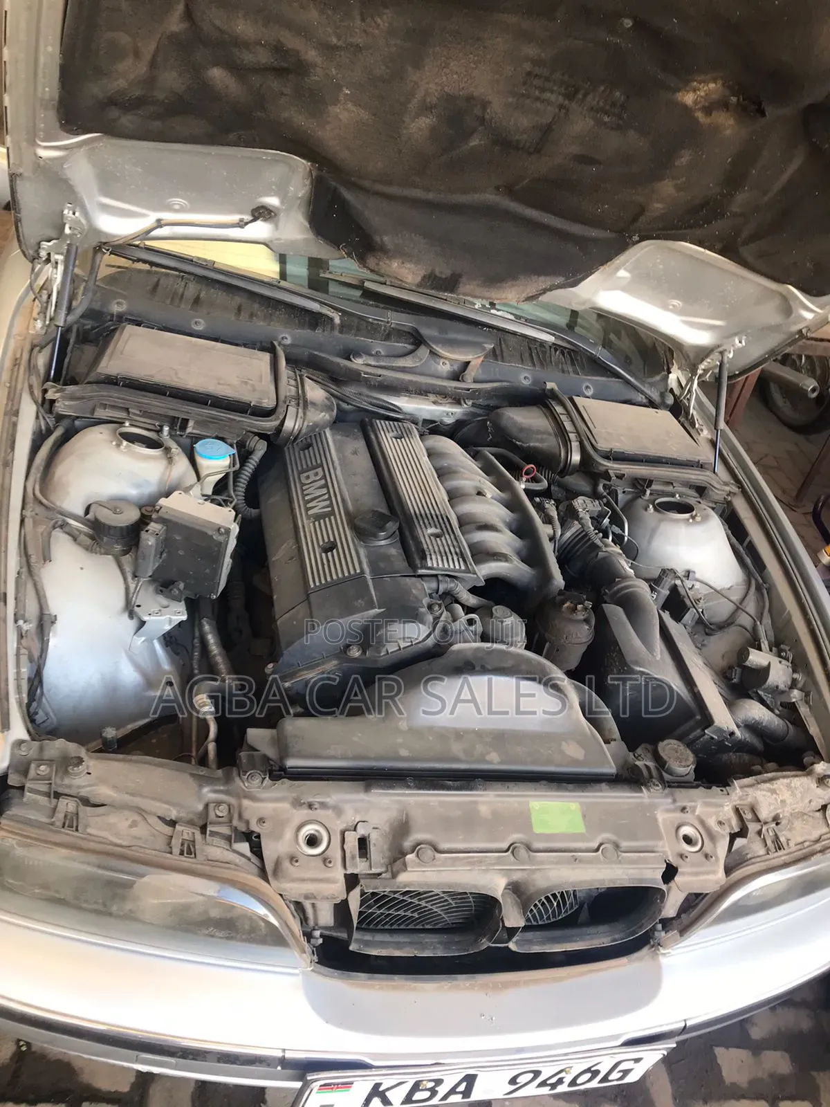 BMW 523i 1998 Blue