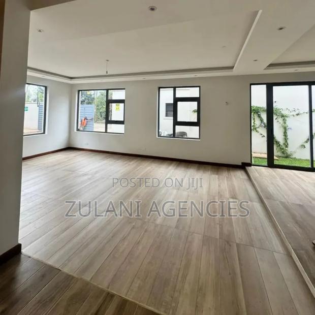 6bdrm Villa in Muthangari for sale - thumbnail 4