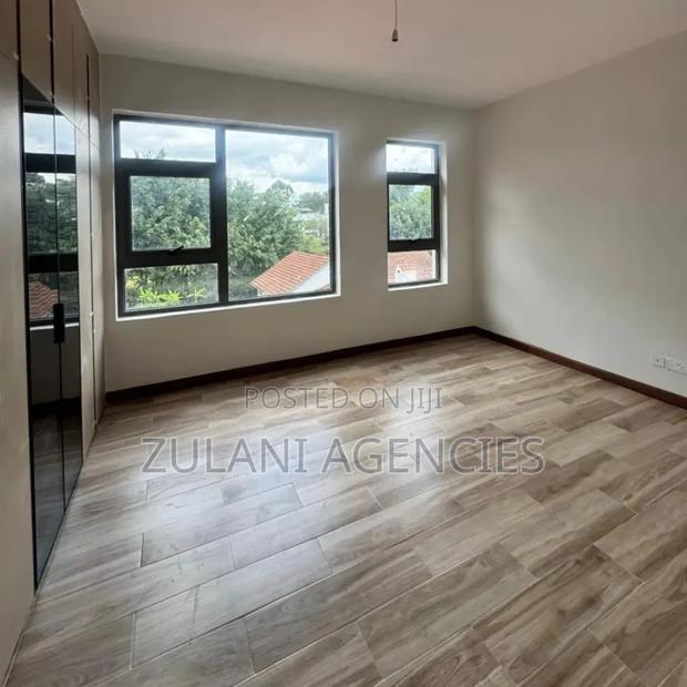 6bdrm Villa in Muthangari for sale - thumbnail 7