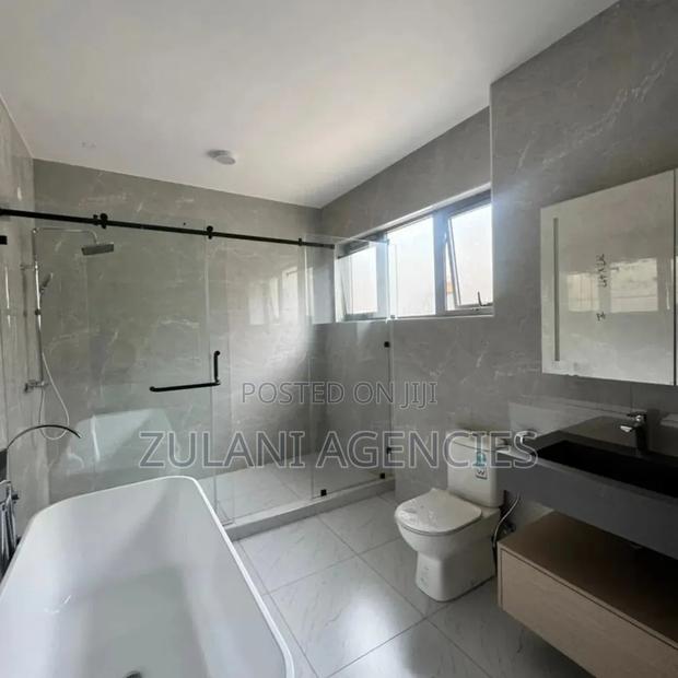 6bdrm Villa in Muthangari for sale - thumbnail 13