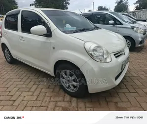 Toyota Passo 2012 White