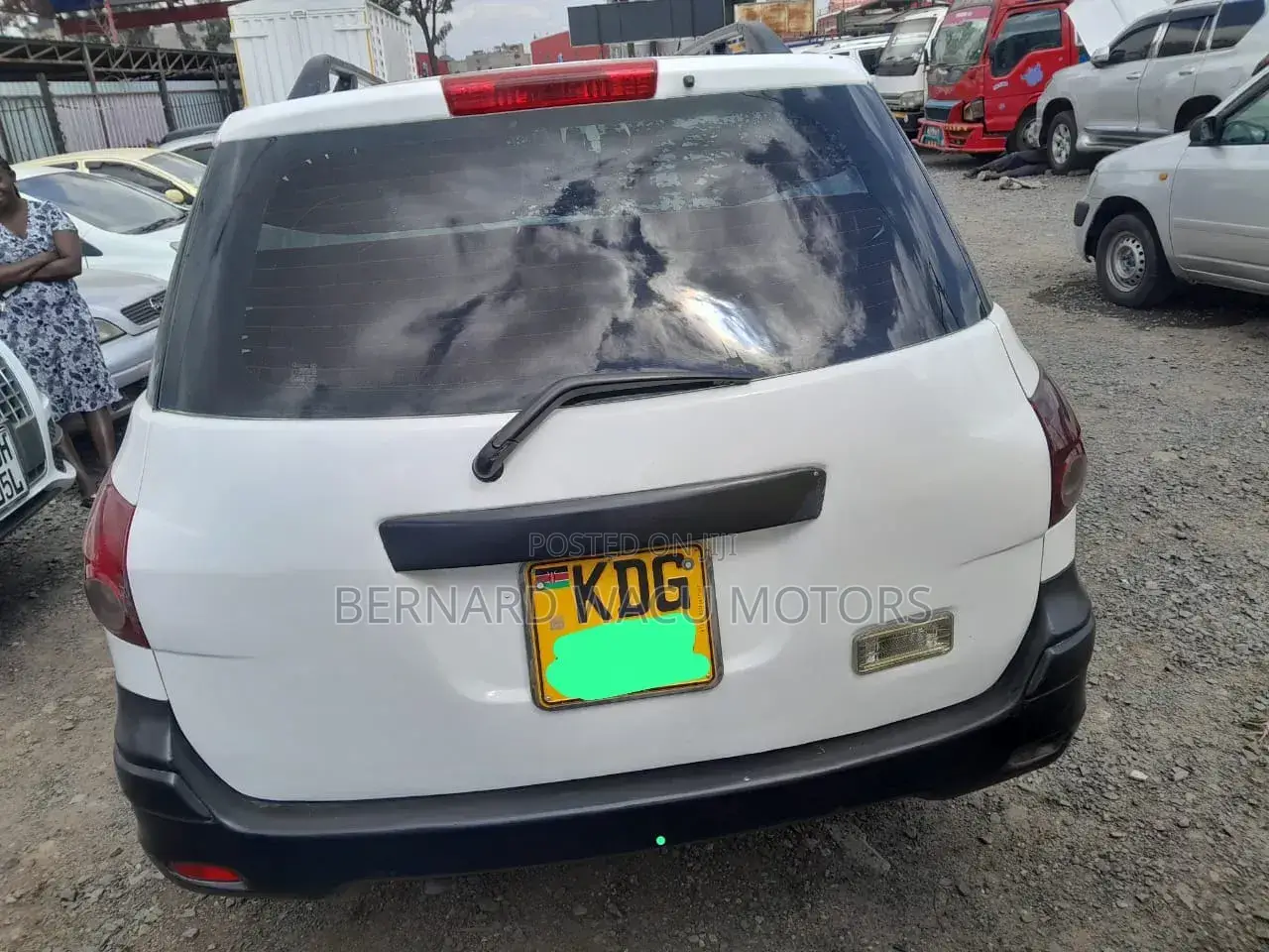 Nissan Advan 2015 White