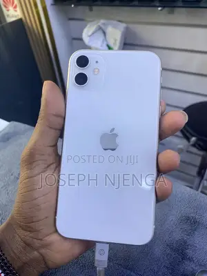 Apple iPhone 11 64 GB White