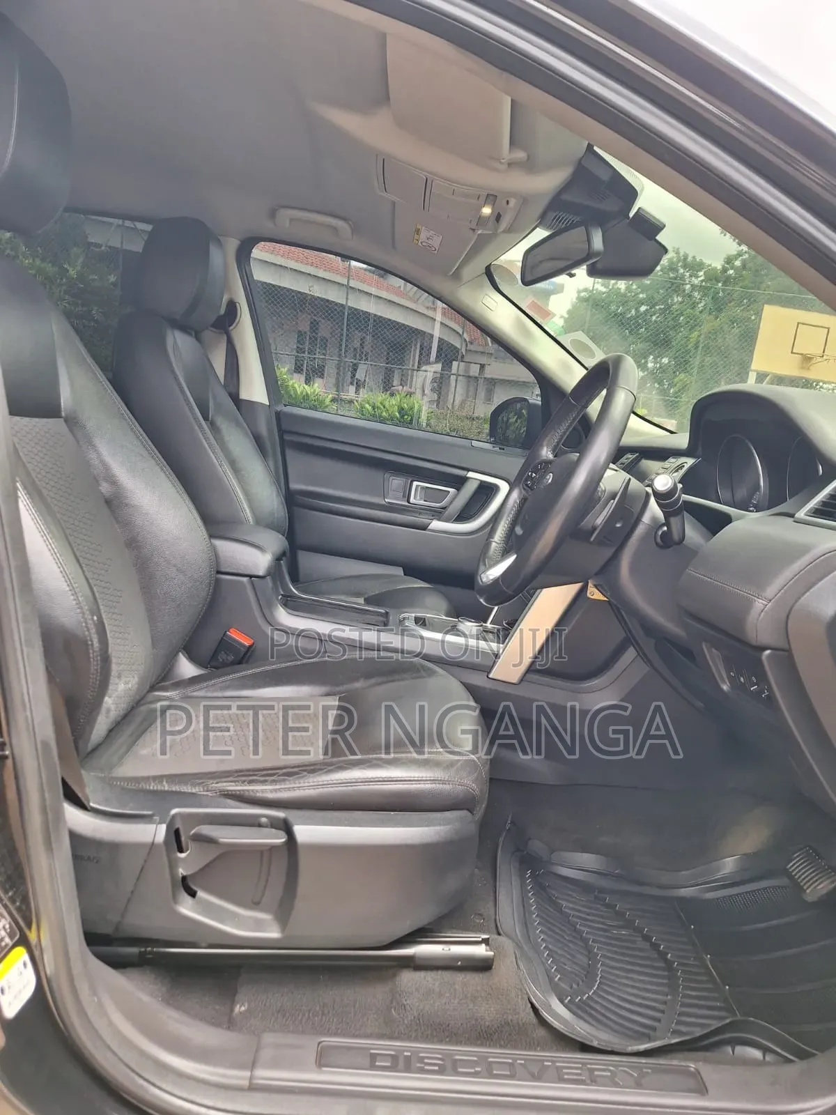 Land Rover Discovery Sport SE 2015 Black