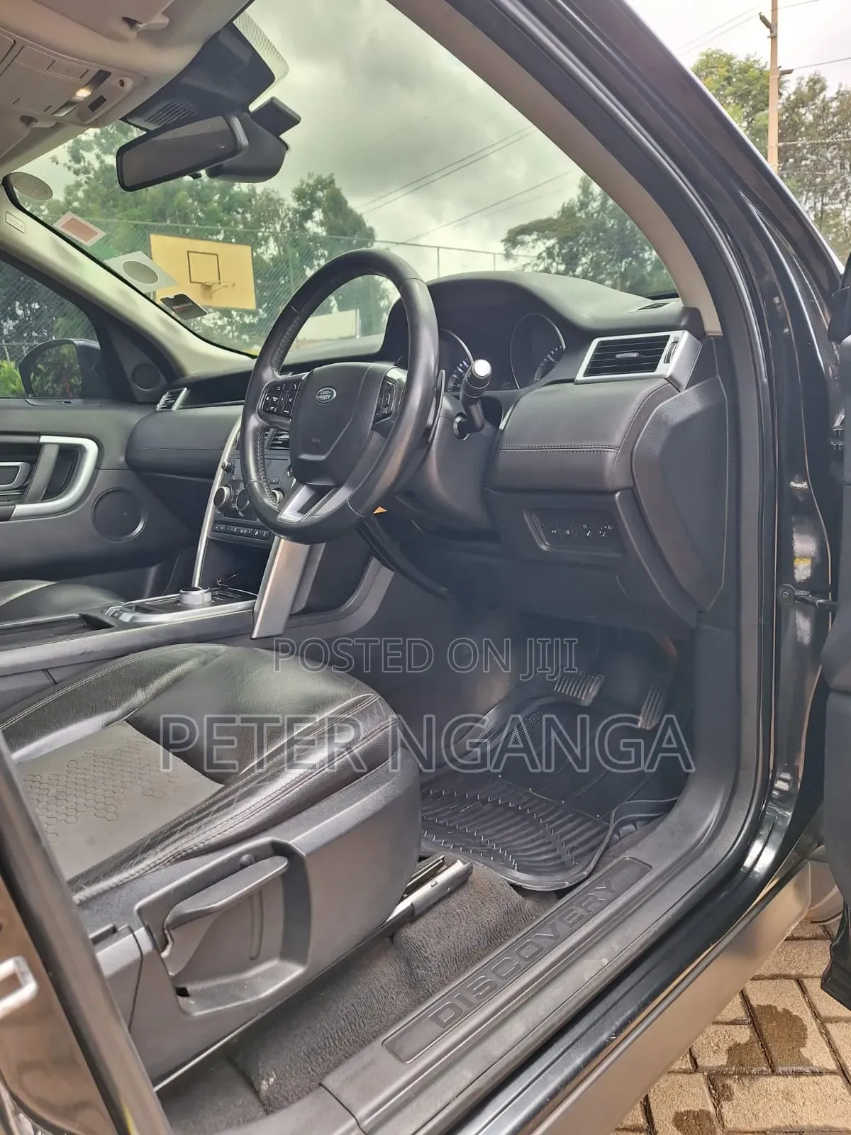 Land Rover Discovery Sport SE 2015 Black